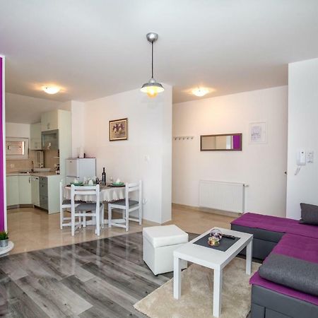 Arenta Apartments Меткович Екстер'єр фото