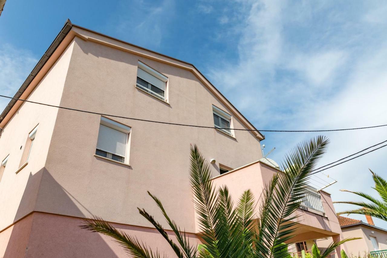Arenta Apartments Меткович Екстер'єр фото