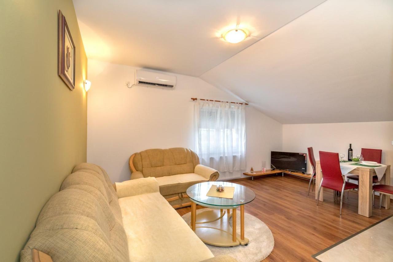 Arenta Apartments Меткович Екстер'єр фото