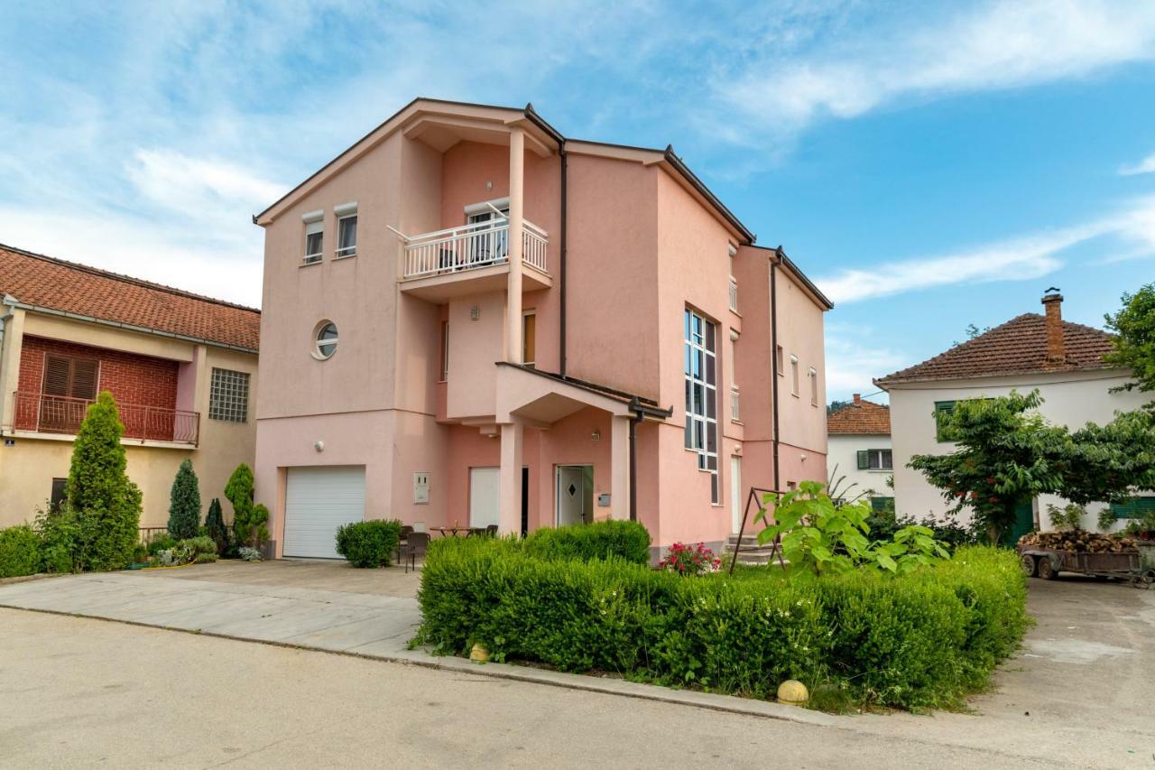 Arenta Apartments Меткович Екстер'єр фото